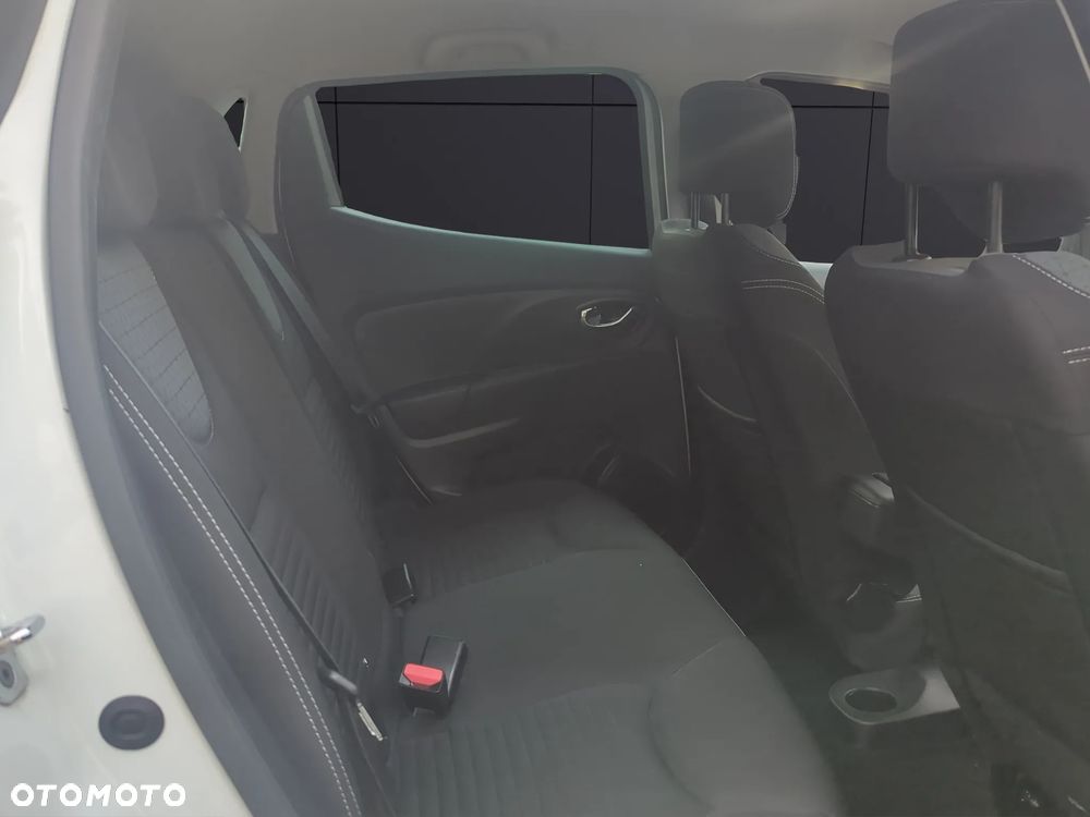 Renault Clio TCe 90 Luxe - 21