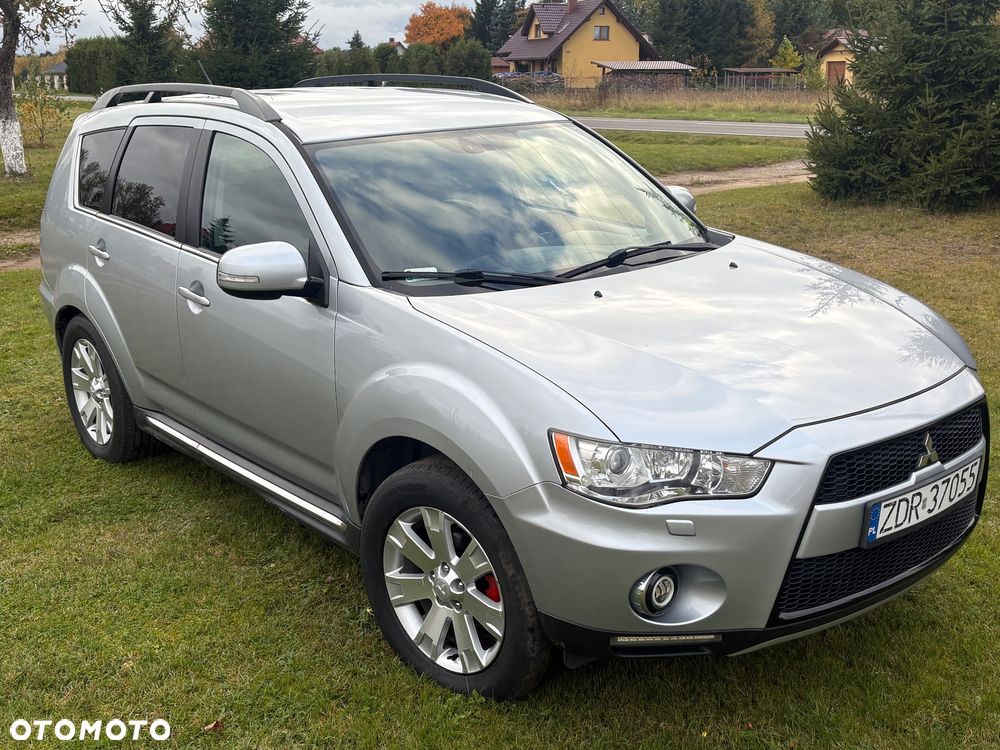 Mitsubishi Outlander 2011 photo 5