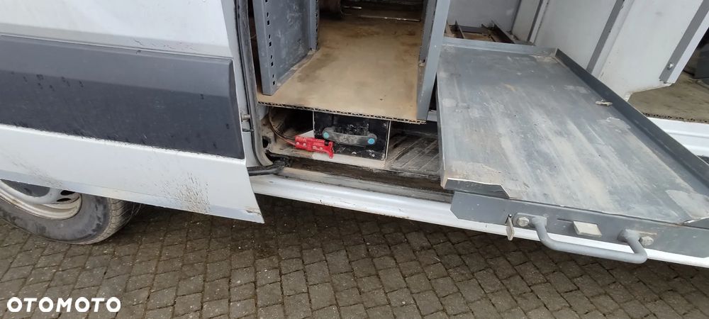 Mercedes-Benz Sprinter L2H2 - 13