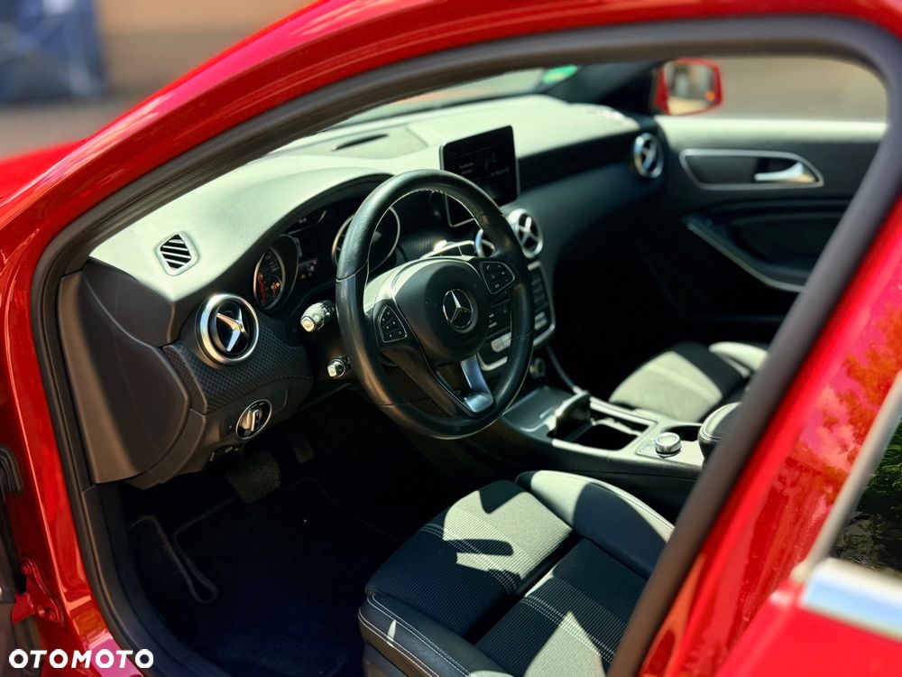 Mercedes-Benz Klasa A 220 4-Matic - 17