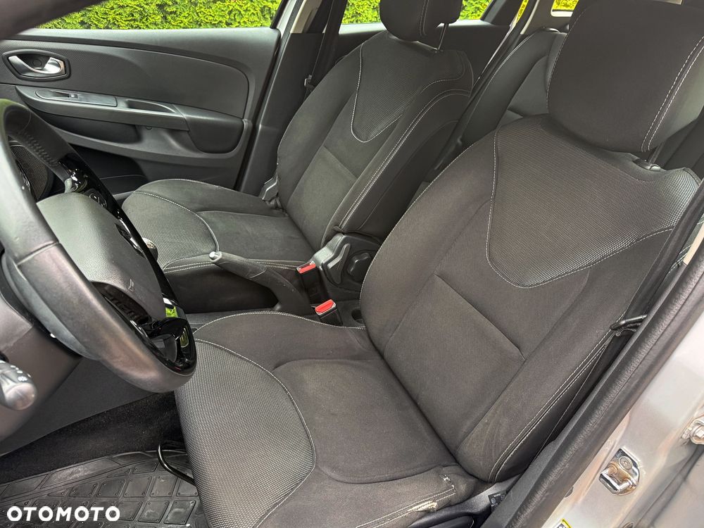 Renault Clio 1.2 16V 75 Experience - 13
