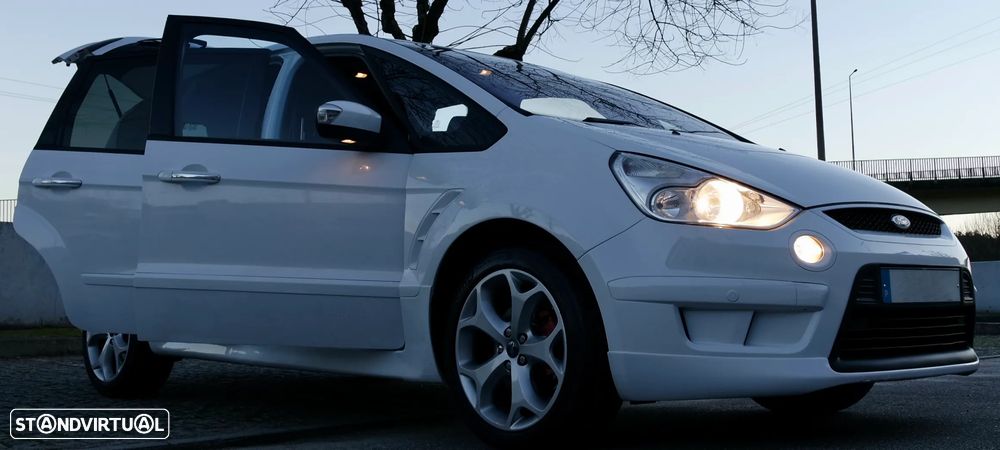 Ford S-Max 2.0 TDCi Titanium Busine.7L - 32