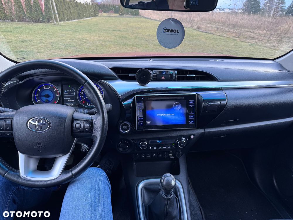 Toyota Hilux 2.4 D-4D Extra Cab DLX 4x4 - 9