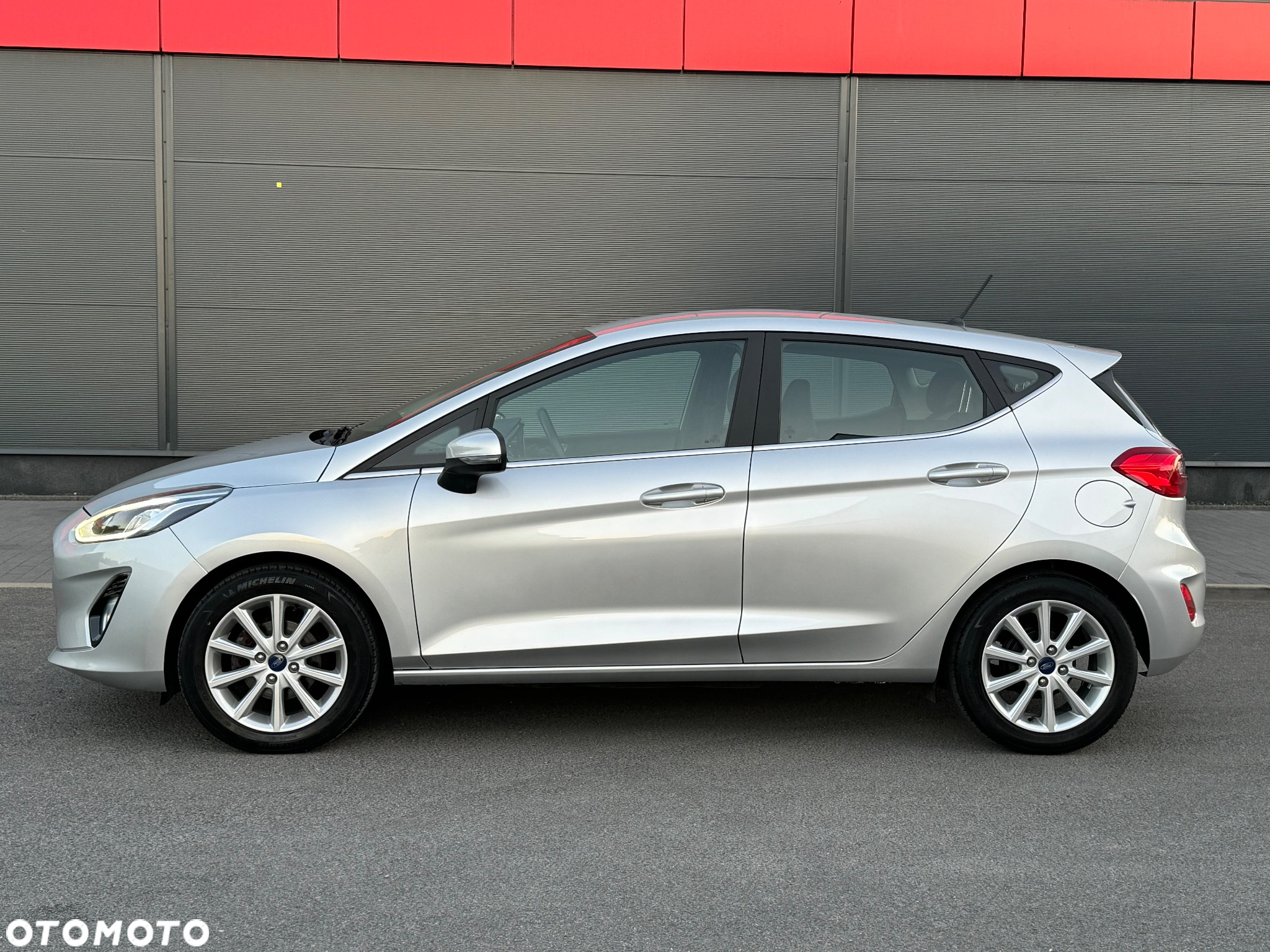 Ford Fiesta 1.0 EcoBoost Gold X - 11