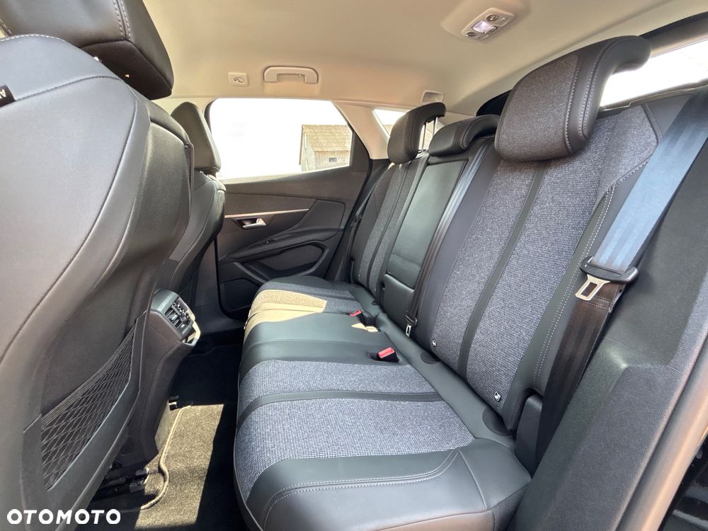 Peugeot 3008 1.5 BlueHDi GT Pack S&S EAT8 - 38