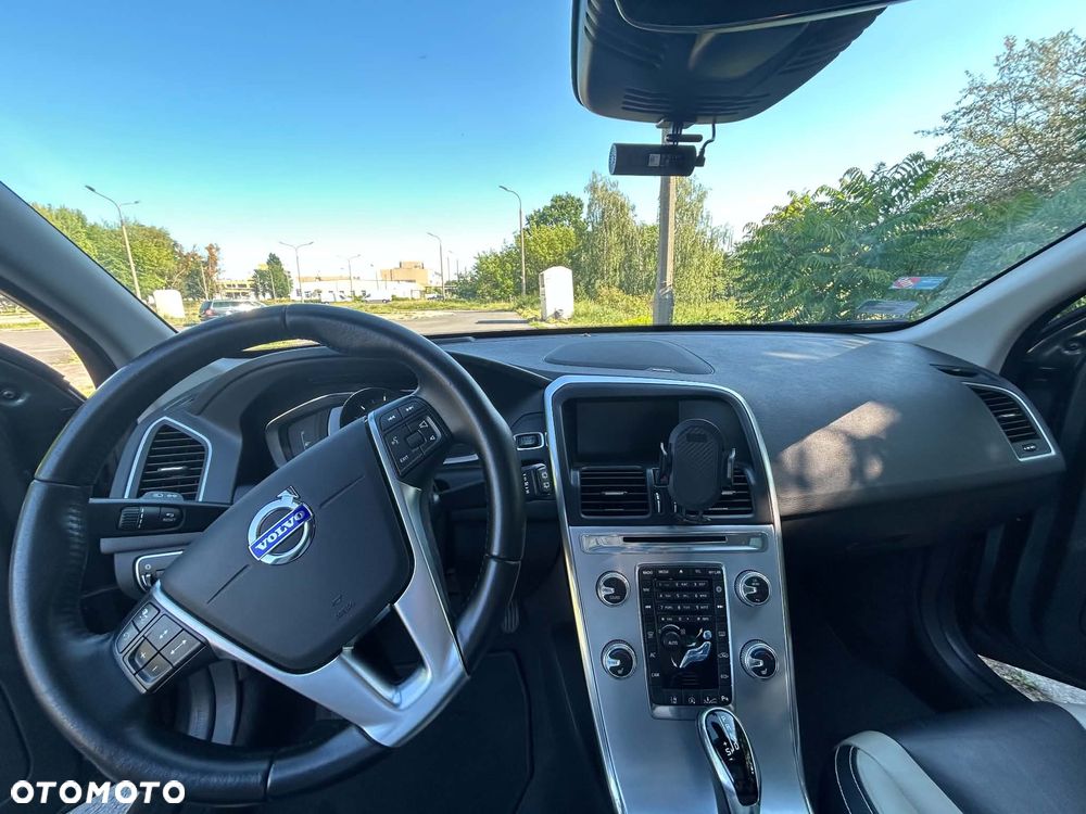 Volvo XC 60 D4 Drive-E Summum - 14
