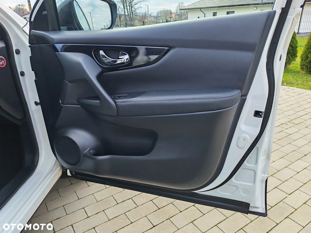 Nissan Qashqai 1.5 dCi Visia EU6 - 26