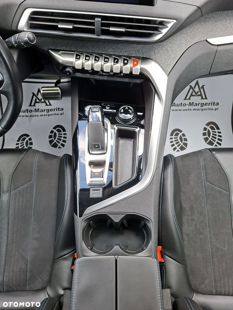 Peugeot 3008 PureTech 130 Stop & Start GPF EAT8 Roadtrip - 21