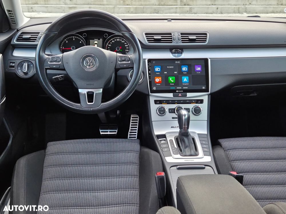Volkswagen Passat 2.0 TDI 4Motion DSG BlueMotion Tech Highline - 12