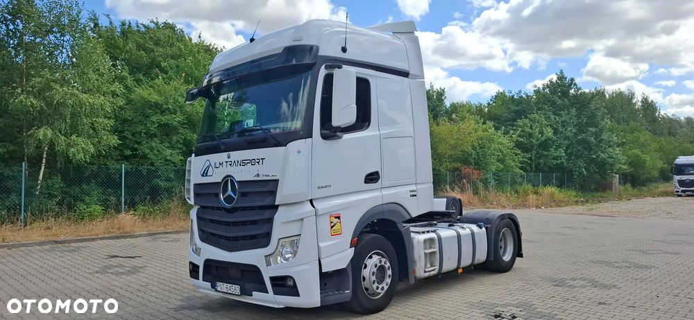 Mercedes-Benz Actros - 1