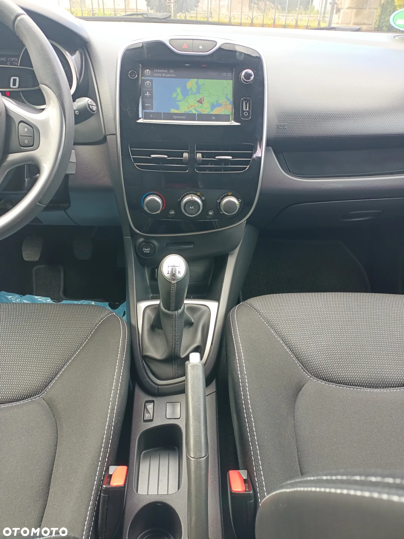 Renault Clio - 16