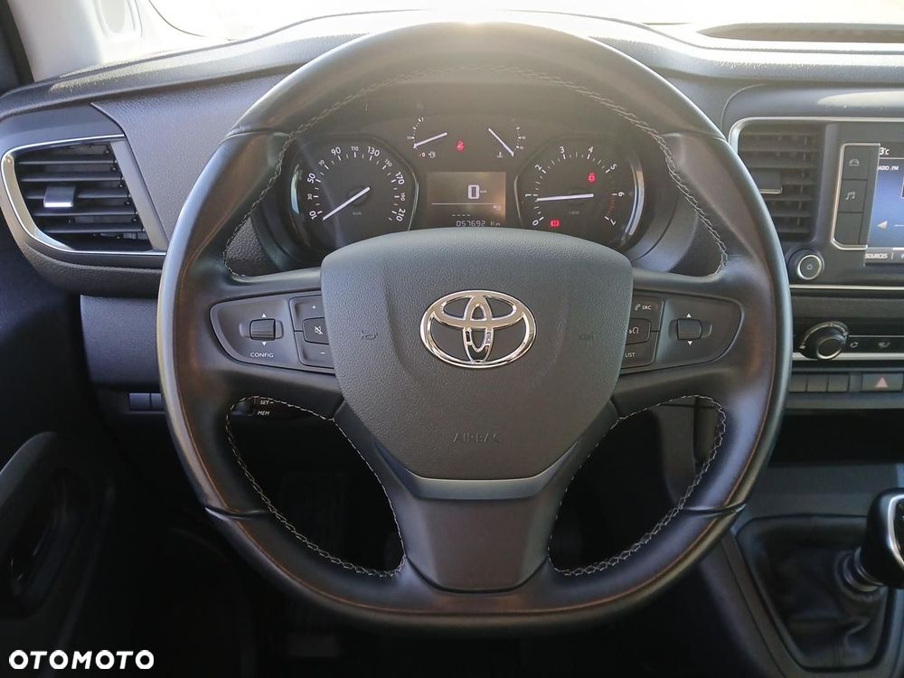 Toyota Proace Verso 2.0 D4-D Long Business - 20