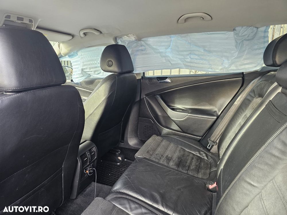 Volkswagen Passat Variant 2.0 TDI DPF DSG Comfortline - 10