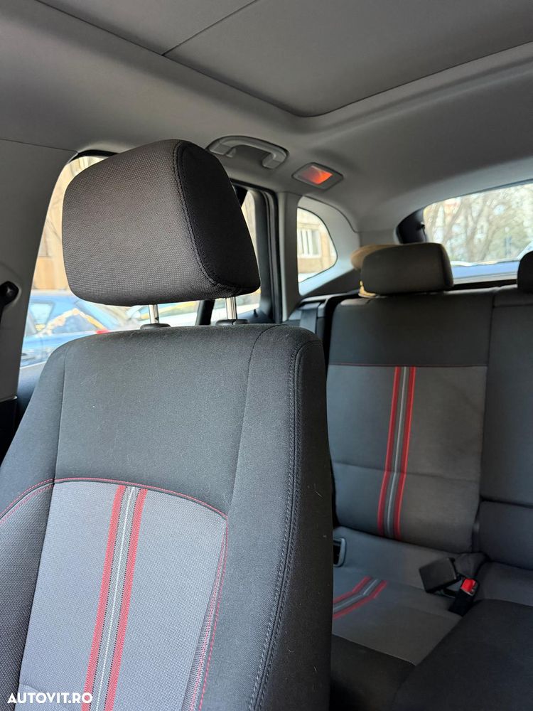 BMW X1 sDrive18d - 9