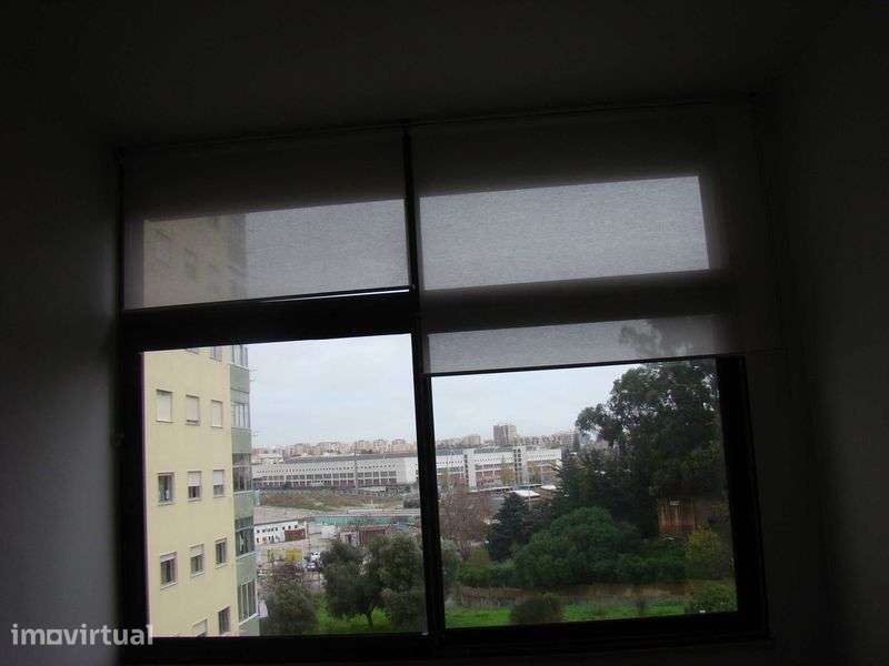 Apartamento T2 - Pontinha Metro - Entrada imediata - Grande imagem: 4/12