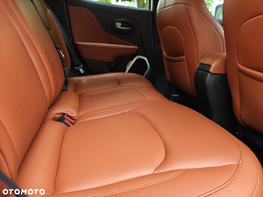 Jeep Renegade 1.4 MultiAir DSG Longitude - 23