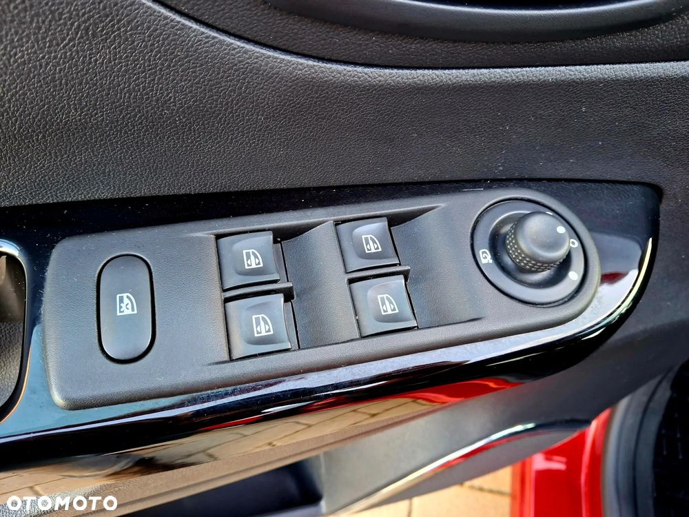 Renault Captur ENERGY TCe 90 Start&Stop Intens - 24