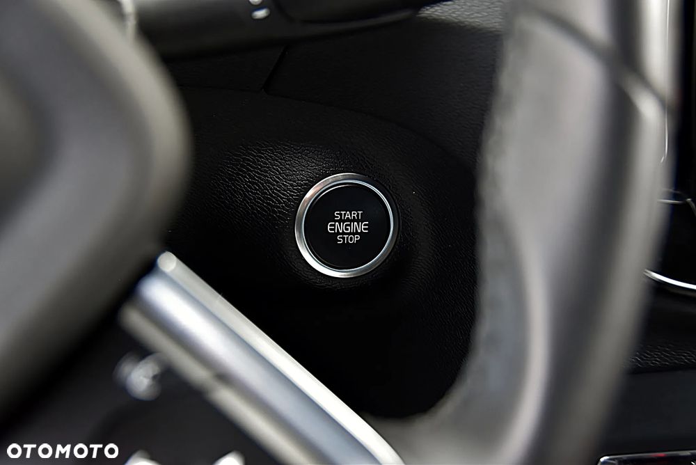 Volvo XC 40 B4 Core - 32