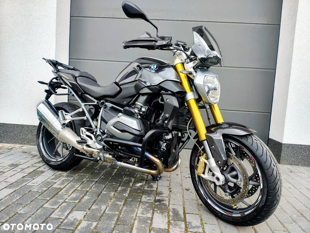 BMW R - 2
