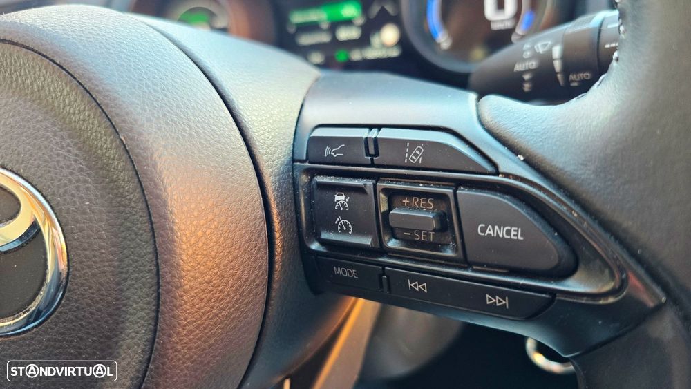 Toyota Yaris 1.5 HDF Exclusive - 12