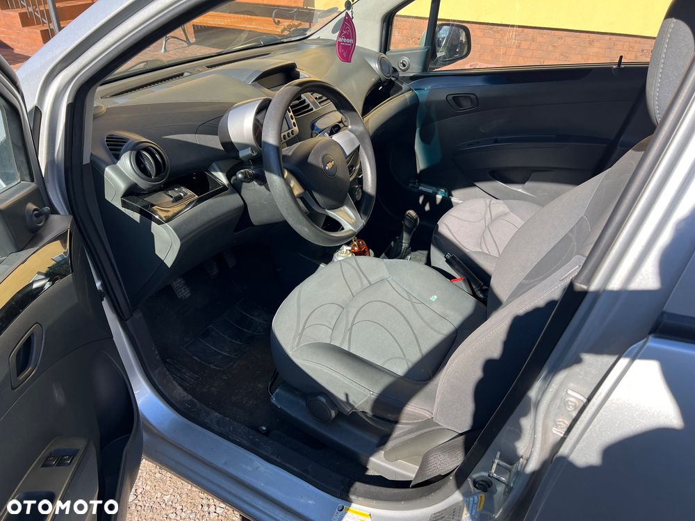 Chevrolet Spark 1.0 Base - 7