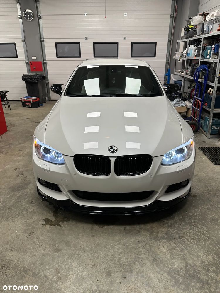 BMW Seria 3 320d DPF M Sport Edition - 12