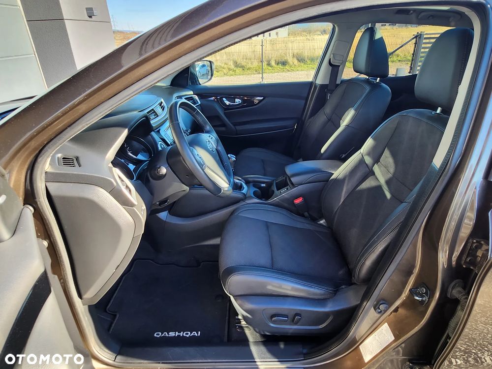 Nissan Qashqai 1.6 DIG-T Tekna - 40
