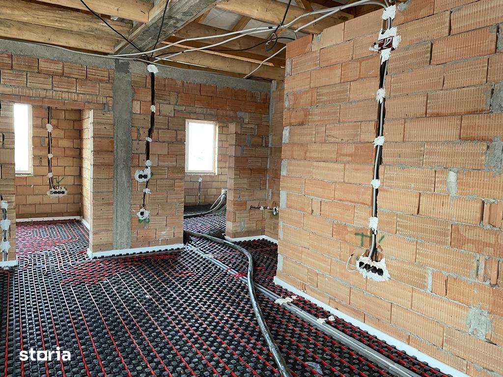 Casa noua single, 9 arii teren,  4 camere, gard, pivnita  Livezeni - Imagine principală: 3/14