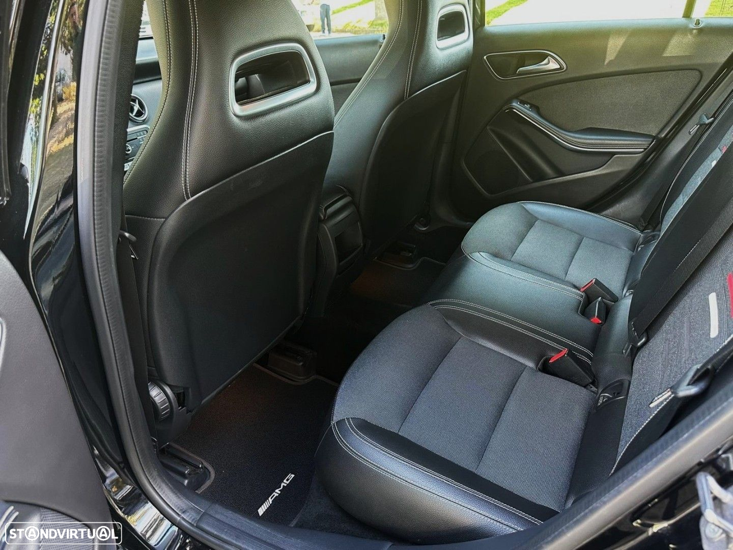 Mercedes-Benz A 180 d AMG Line Aut. - 31