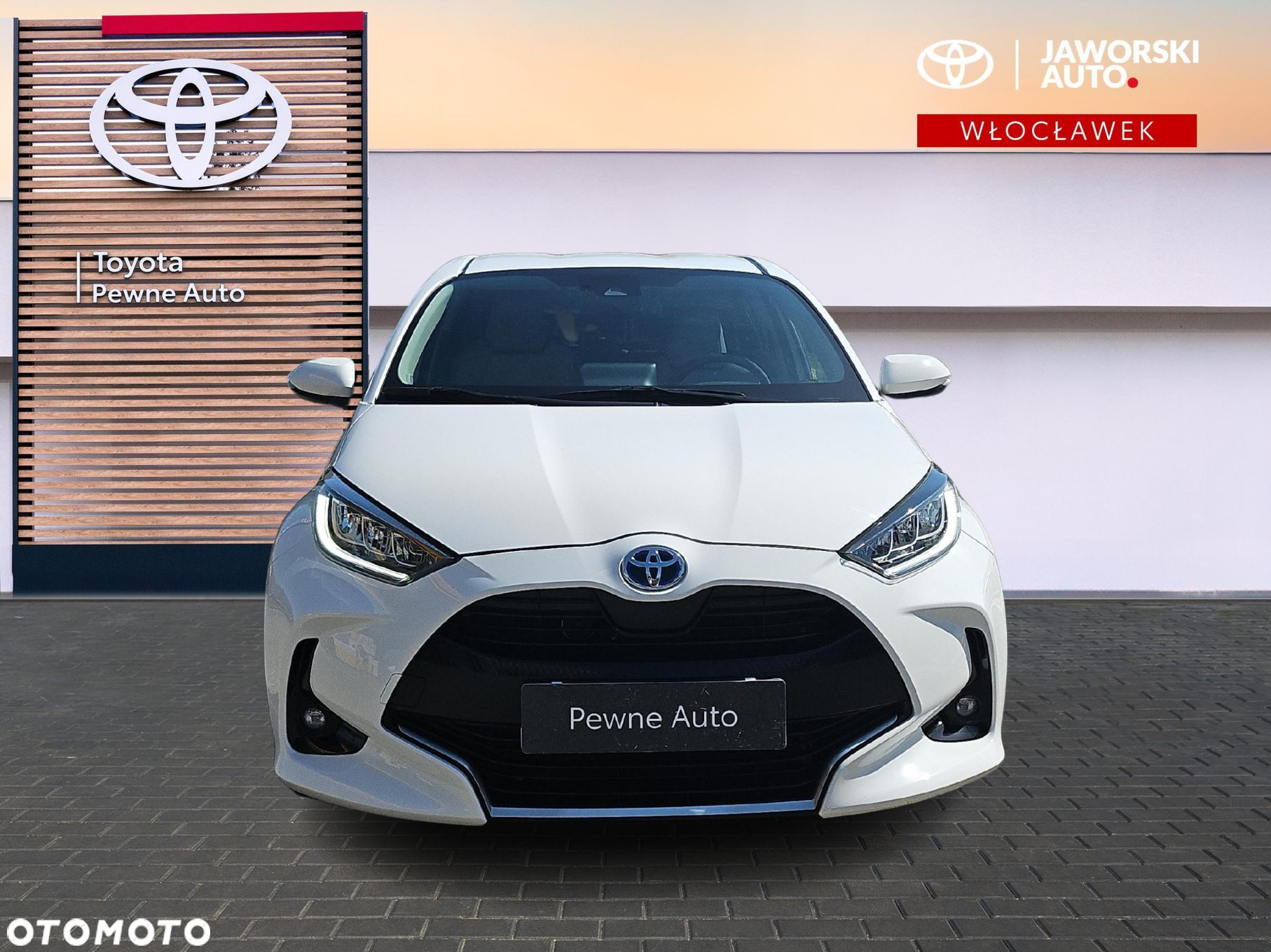 Toyota Yaris Hybrid 1.5 Executive - 8