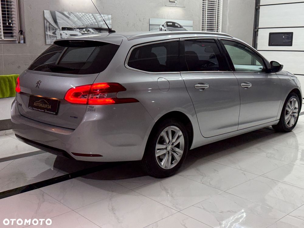 Peugeot 308 - 9