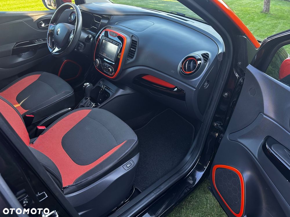Renault Captur - 32