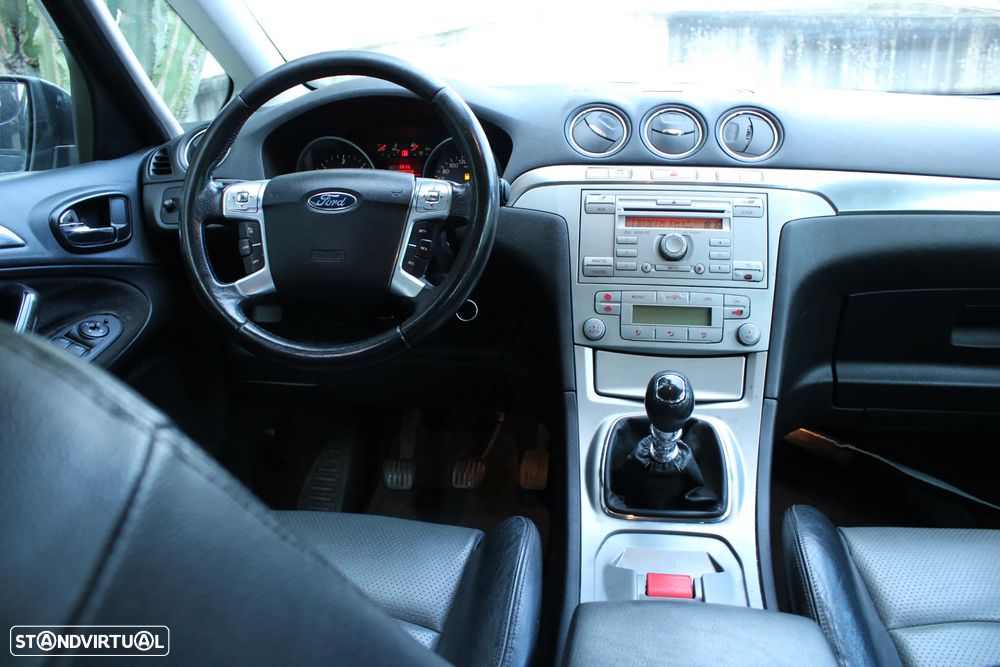 Ford S-Max 1.8 TDCi Titanium 7L - 14