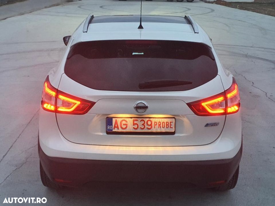 Nissan Qashqai 1.6 DCI Xtronic TEKNA+ - 7