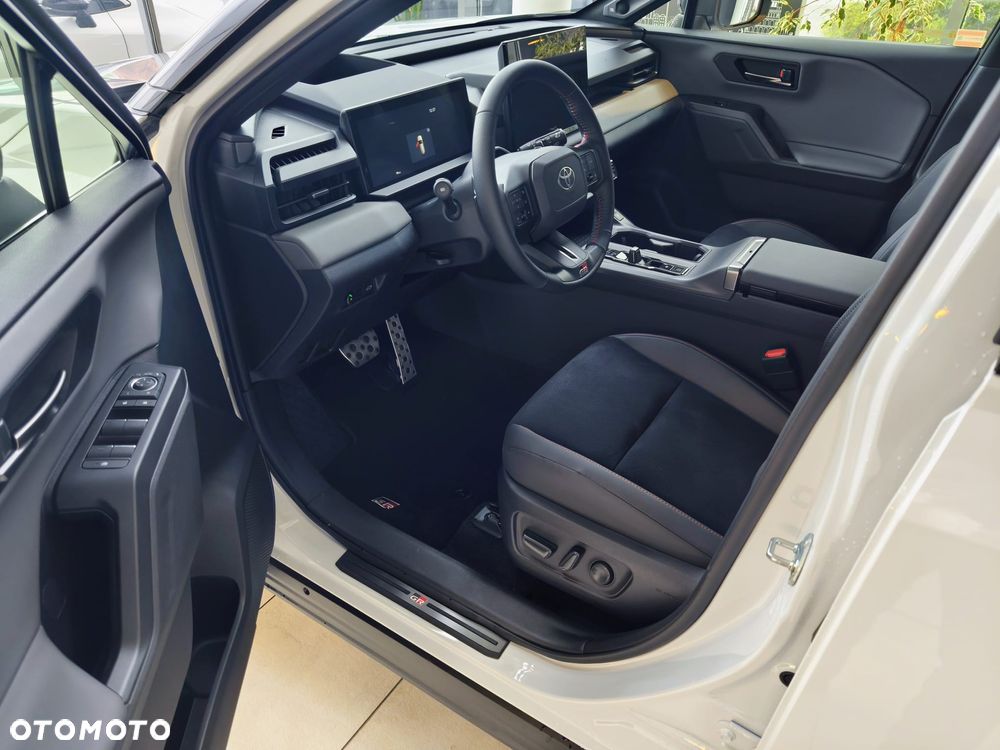 Toyota RAV4 2.5 Hybrid Dynamic Force GR Sport 4x4 e-CVT - 8