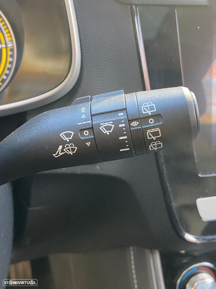 MG ZS EV Luxury - 19