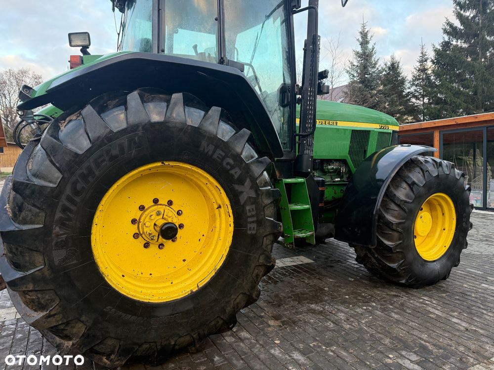 John Deere 7710 - 5