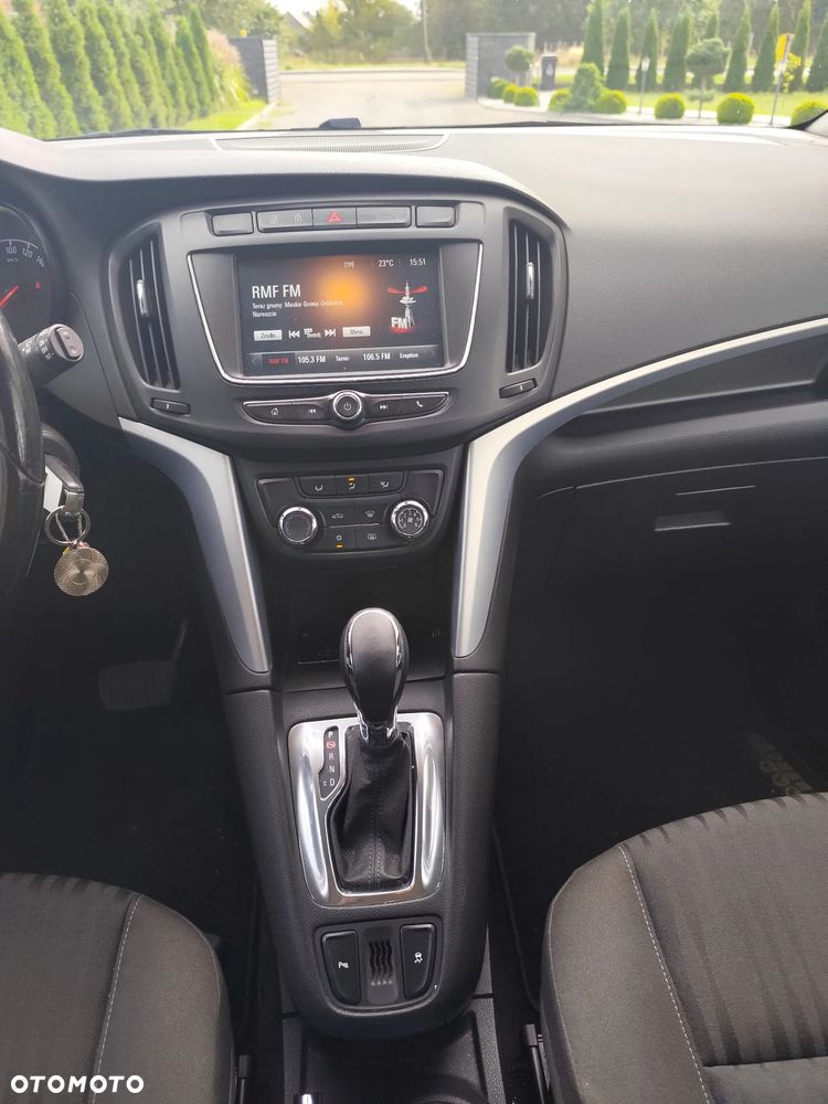Opel Zafira 2.0 D Automatik ON - 9