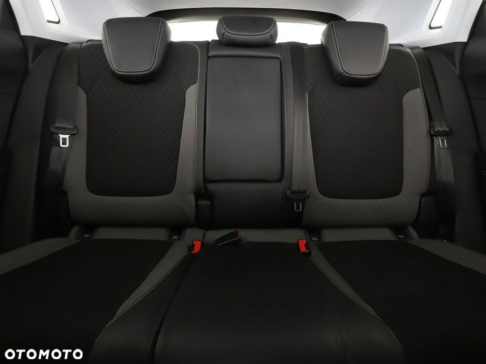 Opel Grandland X 1.2 T GPF Design Line S&S - 18