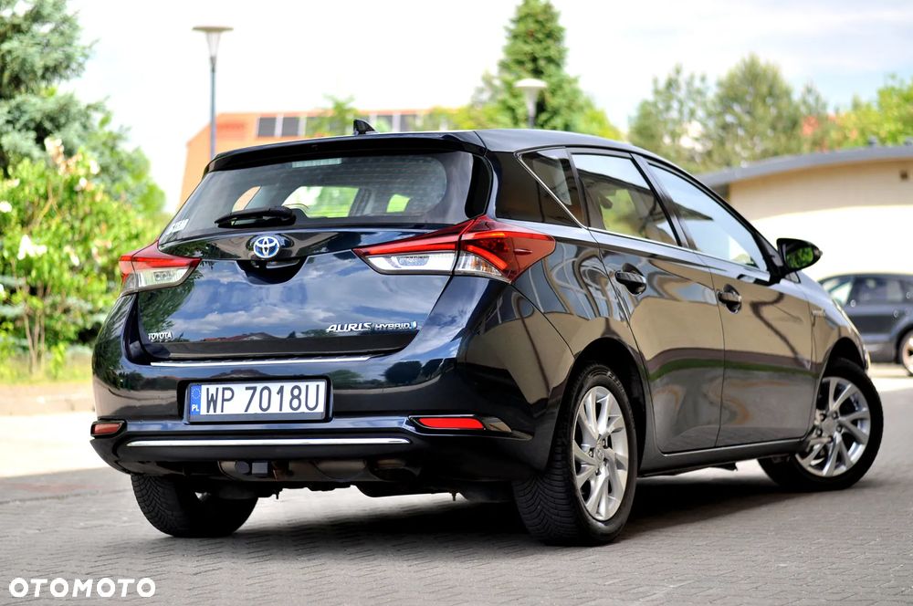 Toyota Auris 1.8 HSD Sol - 3