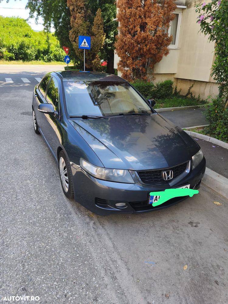 Honda Accord 2.0i Special Edition - 4