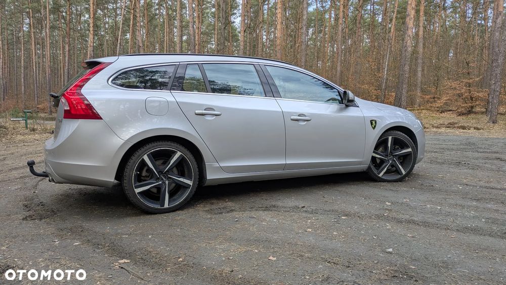 Volvo V60 D4 Drive-E R-Design Momentum - 6