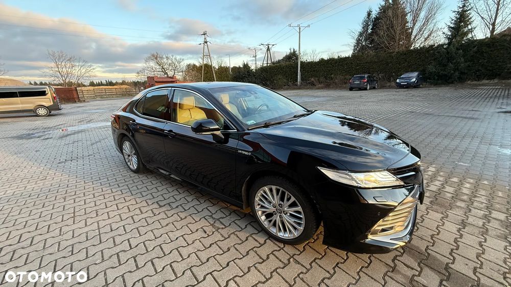 Toyota Camry 2.5 Hybrid Executive CVT - 8