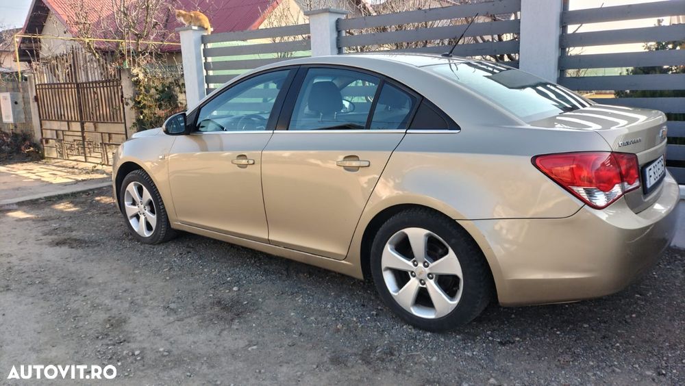 Chevrolet Cruze 1.8 Ecotec LT+ - 2