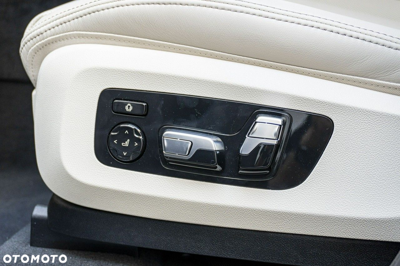 BMW X7 - 13