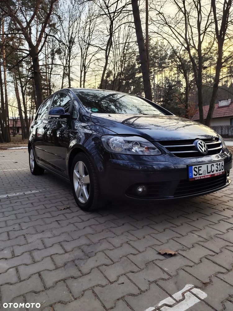 Volkswagen Golf Plus 1.9 TDI Tour - 32