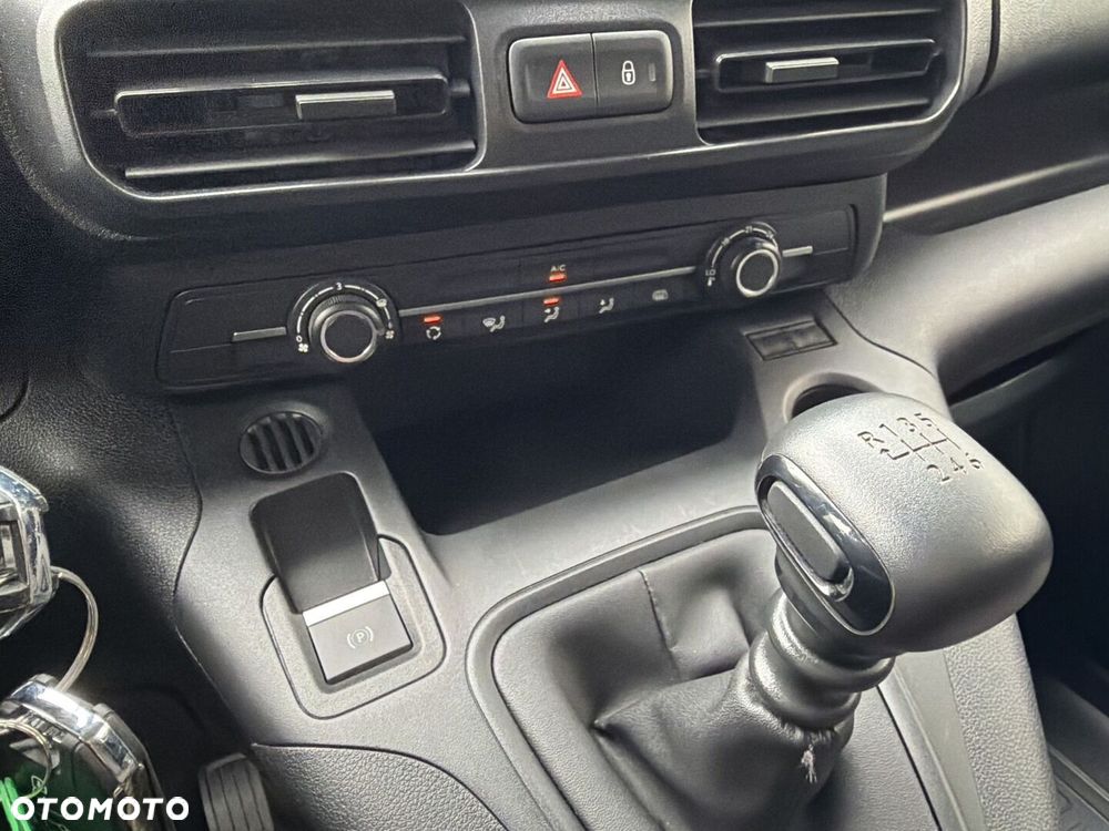 Toyota PROACE CITY - 16