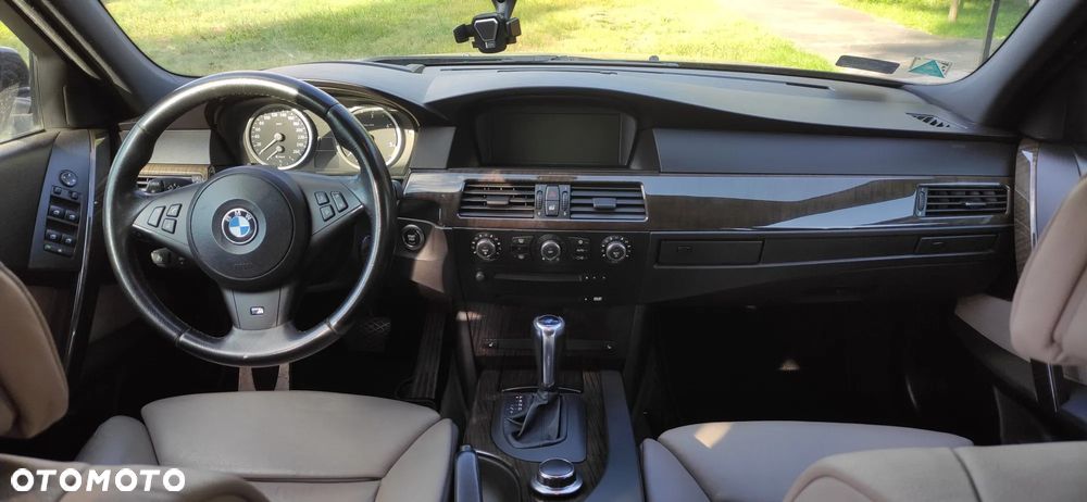 BMW Seria 5 - 10