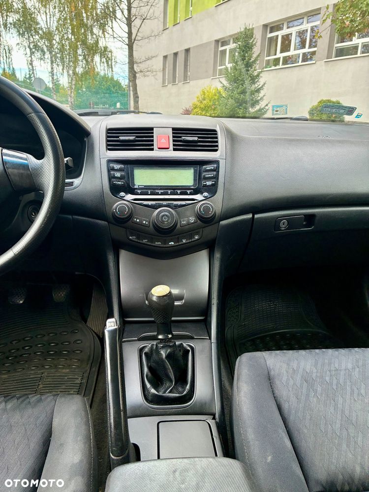 Honda Accord 2.0 Sport - 9