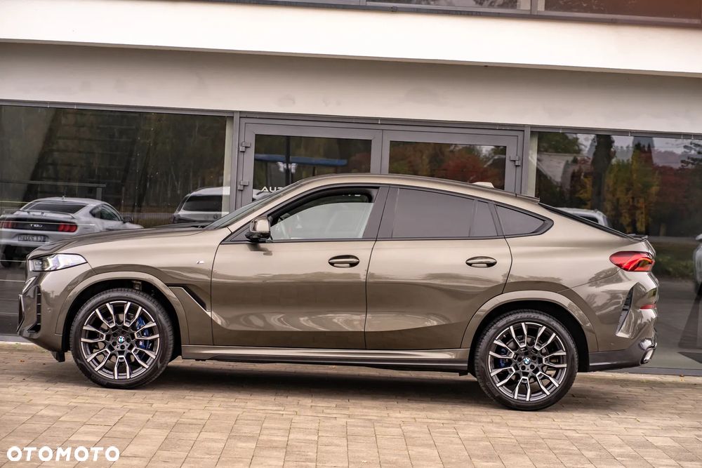 BMW X6 xDrive30d mHEV - 14